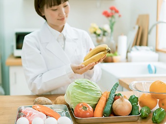 メリット1：栄養バランスが良く健康的な食生活を実現できる