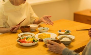 60代以上の二人暮らしのシニア夫婦の女性111人に聞いた、 毎日夕食を一緒に食べる夫婦は70%超！ ～宅配健康食のタイヘイがシニア夫婦に食生活に関するアンケートを実施～