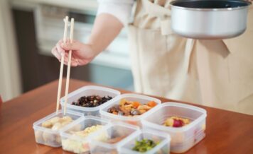 作り置きで栄養満点の食卓へ！栄養バランスを整えるおかずの組み合わせと調理・保存のコツ